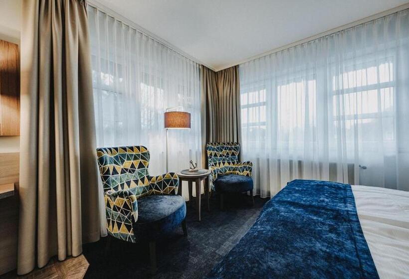 Pokój Standard, Graf Bentinck