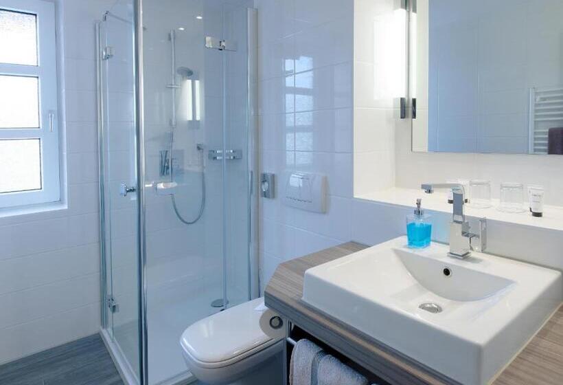 Номер Deluxe с Балконом, Graf Bentinck