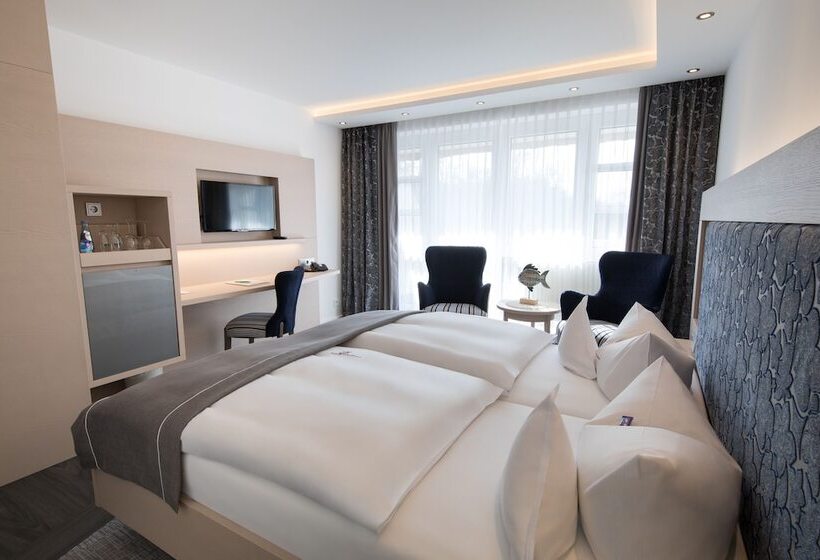 Pokój Deluxe z Balkonem, Graf Bentinck