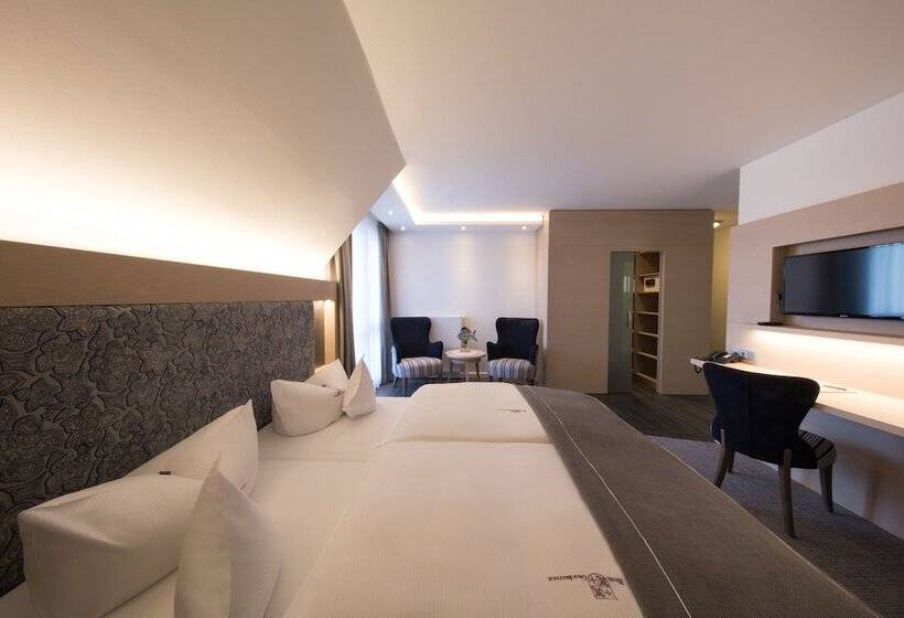 Pokój Deluxe z Balkonem, Graf Bentinck