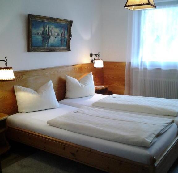 דירת חדר, Haus Florian