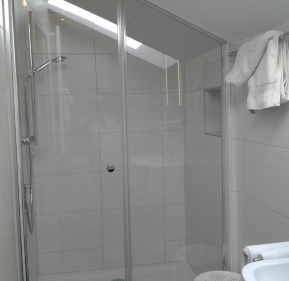 דירת חדר בסיסית, Haus Florian