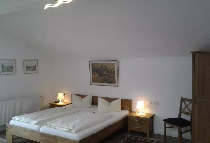 １ベッドルームベーシックアパートメント, Haus Florian