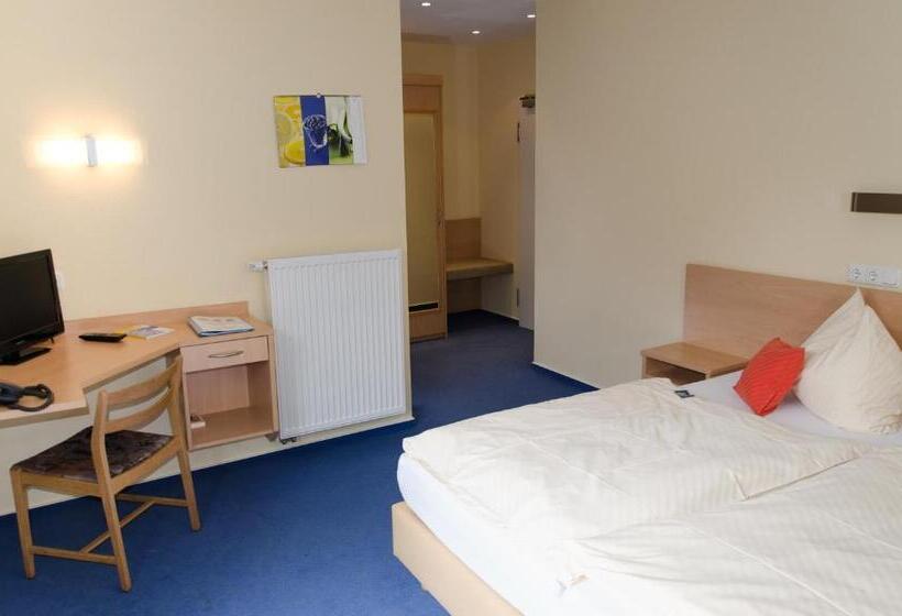 اتاق استاندارد, In Via