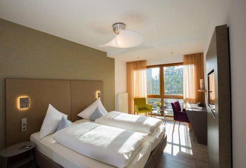 غرفة كومفورت, Knoblauch