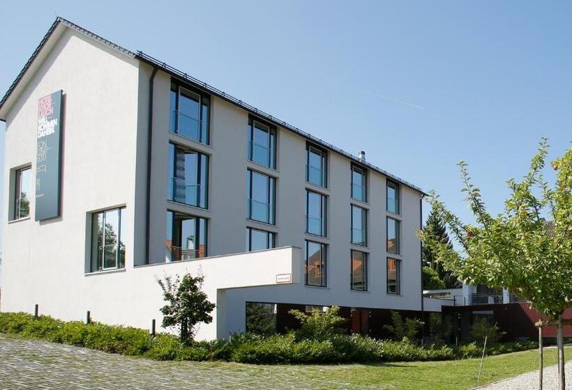 غرفة سوبيريور, Knoblauch