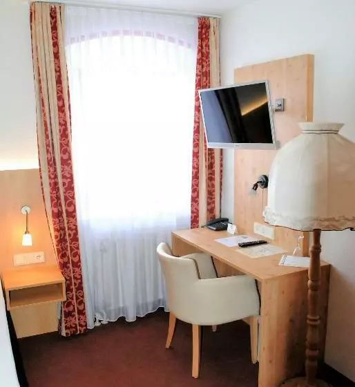 اتاق استاندارد یک نفره, Landgasthof Goldener Pflug
