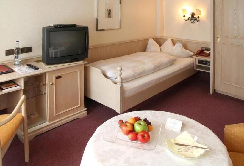 标准单人间, Rüters Park