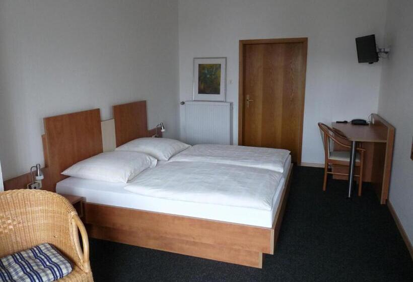 标准间, Westfälischer Hof