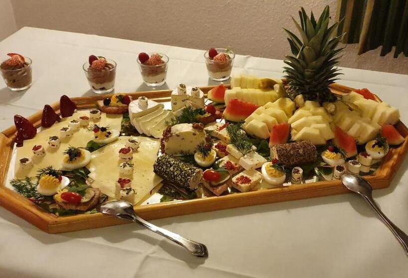 Номер Стандарт, Zur Krone