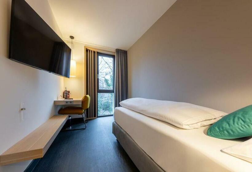 Номер Стандарт Индивидуальный, Serways Hotel Hösel