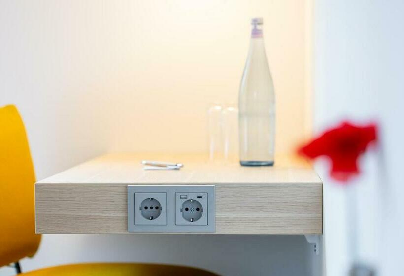 スタンダードシングルルーム, Serways Hotel Hösel