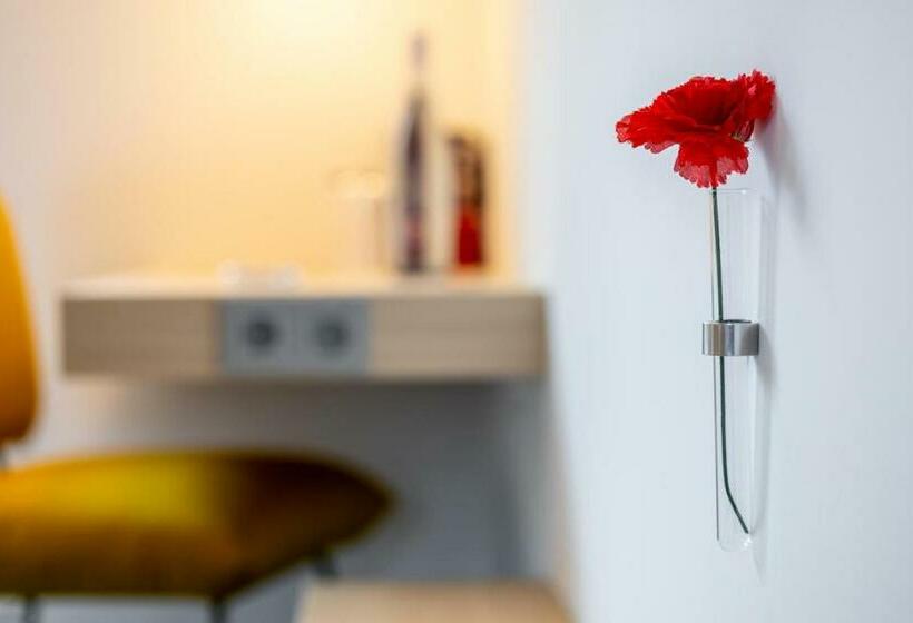 スタンダードシングルルーム, Serways Hotel Hösel