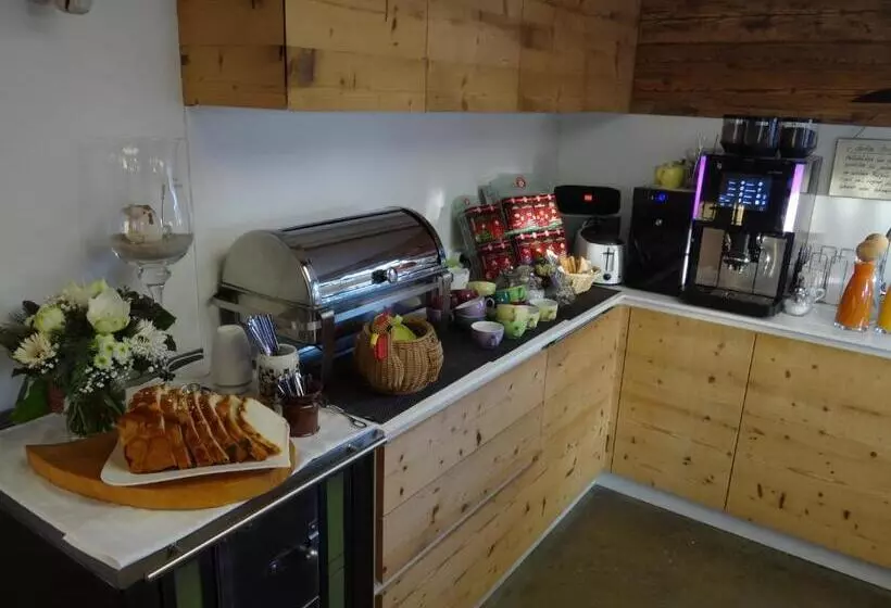ベーシックルーム, Gästehaus Bühler