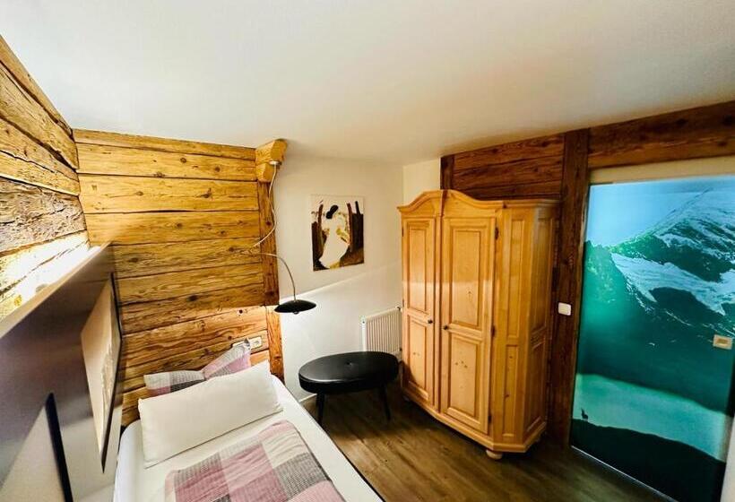 Семейный Номер, Gästehaus Bühler