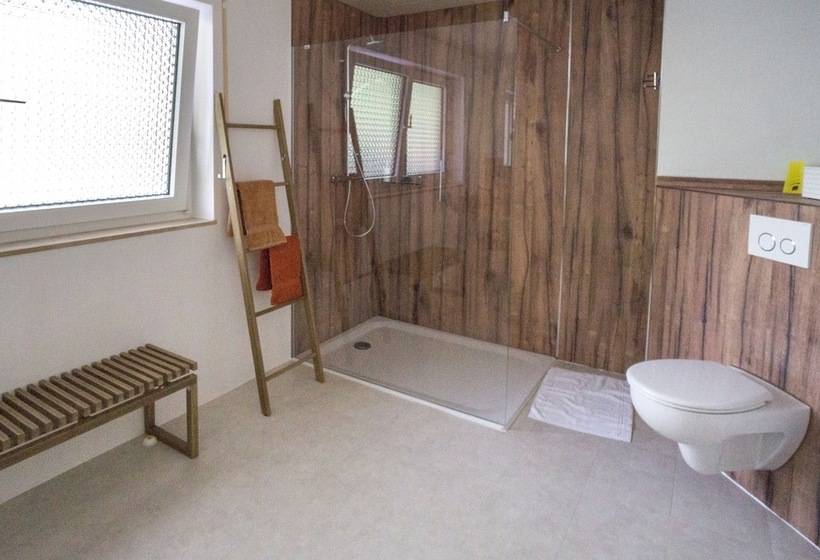 חדר דלוקס לשלושה, Schröder S Hotelpension