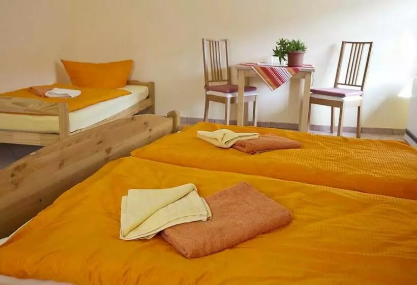 Basic Triple Occupancy Room, Obermühle Görlitz