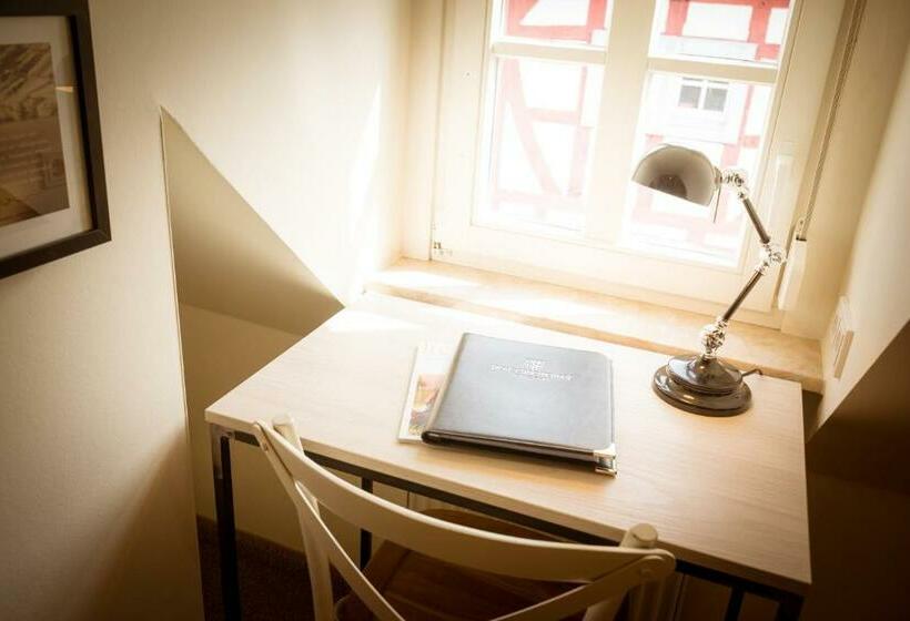 חדר סטנדרט יחיד, Deutschherrenhof