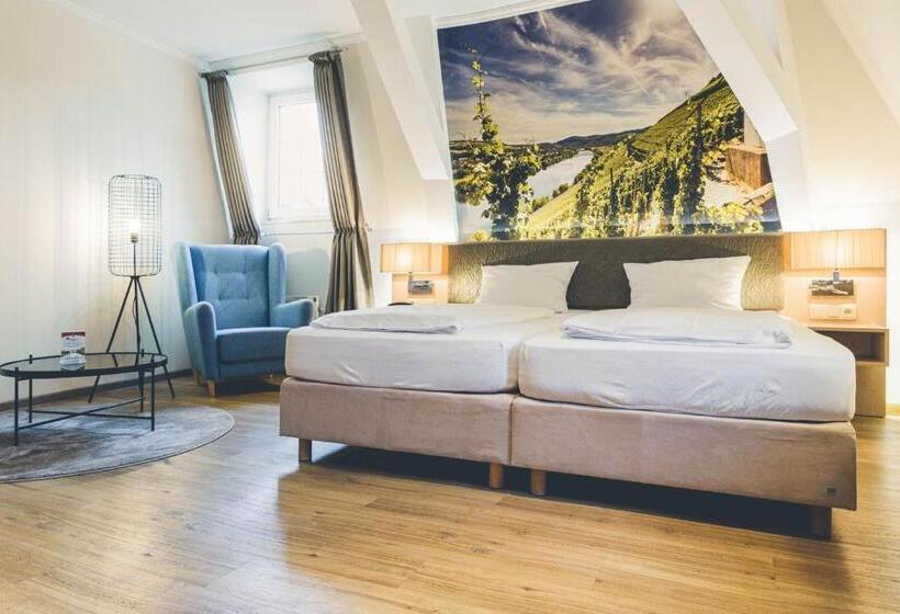 חדר סופריור, Deutschherrenhof