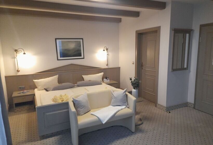 デラックスルーム, Drei Schwanen  Ristorante Due Fratelli