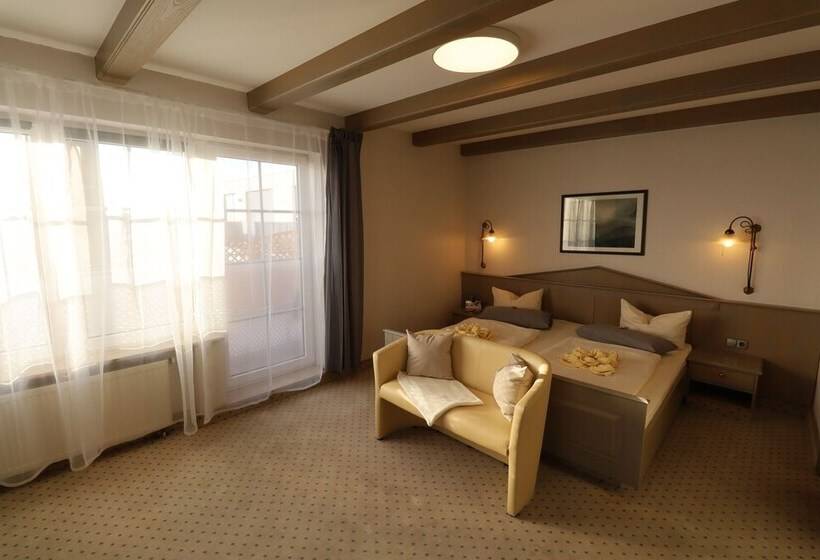 デラックスルーム, Drei Schwanen  Ristorante Due Fratelli