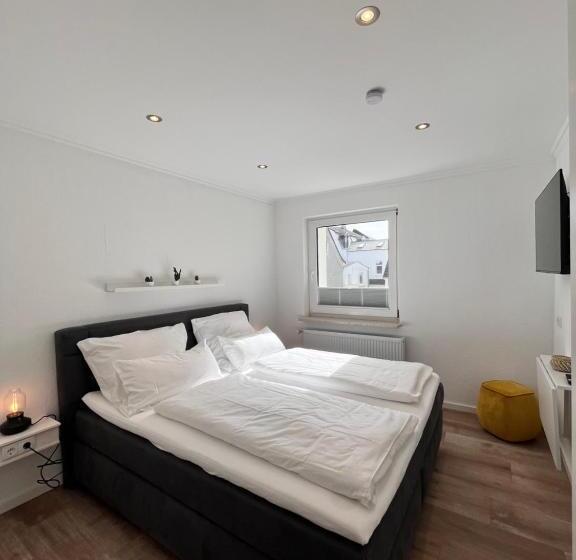 スタンダードルーム, Paula Norderney