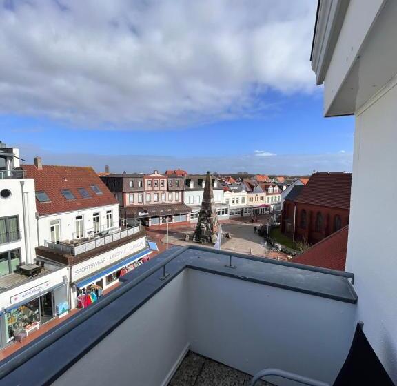 オーシャンビューデラックスルームバルコニー付き, Paula Norderney