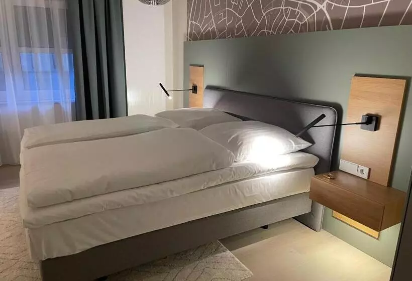 Standard Room, Restaurant Haselhoff