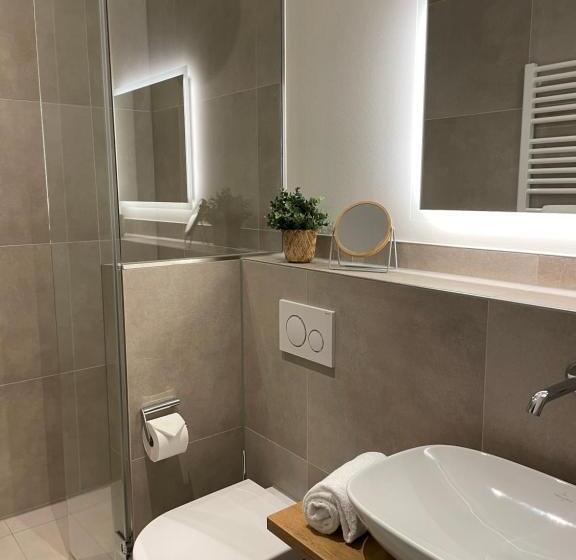 컴포트 룸, Restaurant Haselhoff