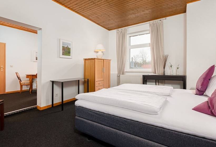 舒适三人间, Rutherbach