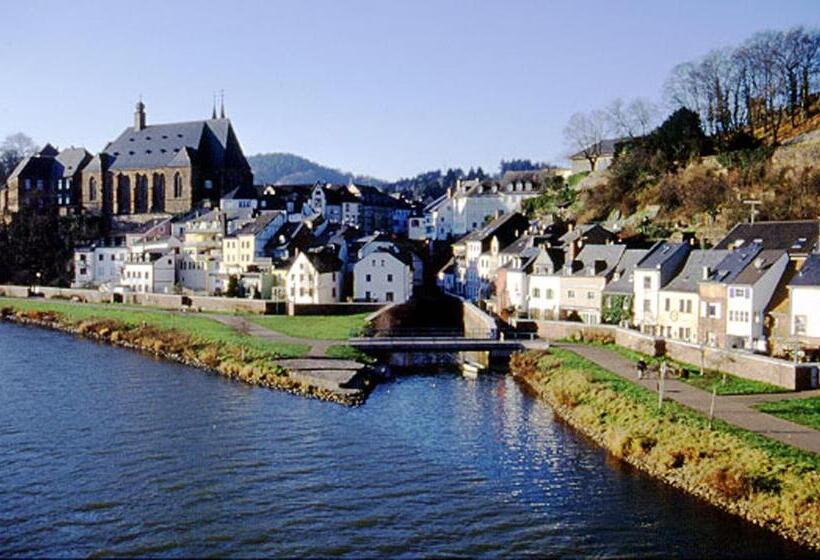 스탠다드 트리플 룸, Saar Galerie