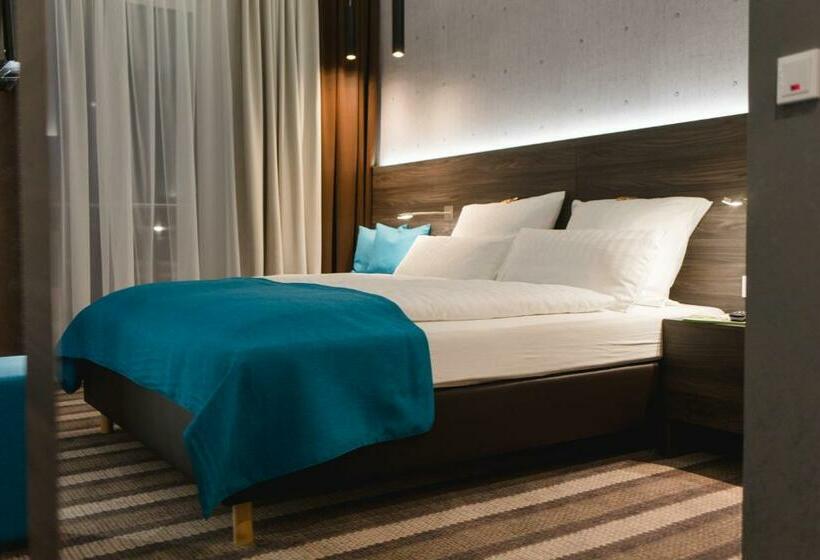 Номер Стандарт Индивидуальный, Sachsenross