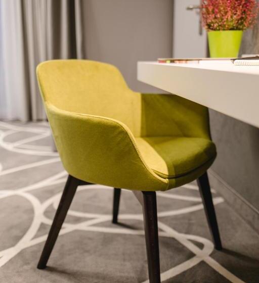 Полулюкс Повышенной Комфортности, Sachsenross