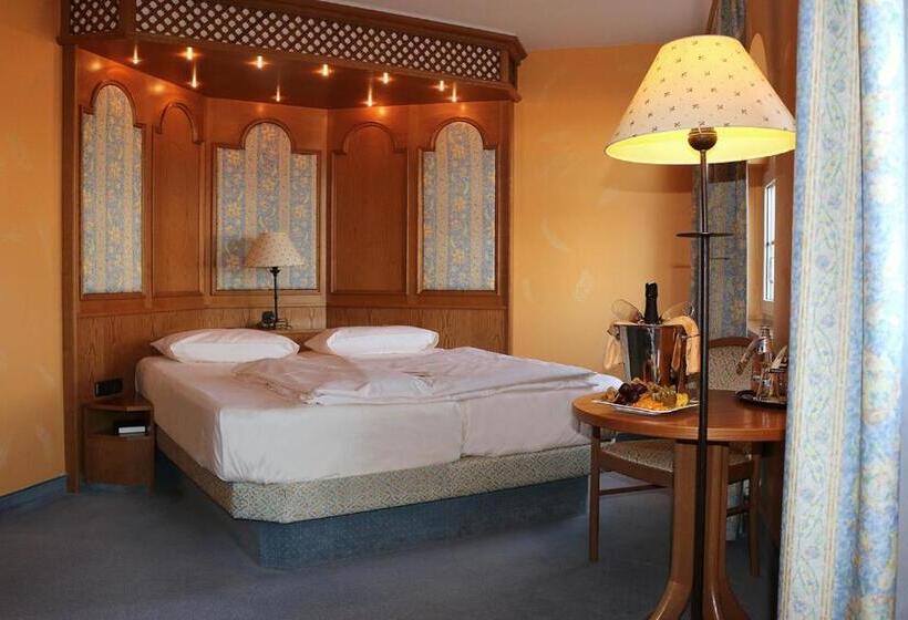 스탠다드 룸, Spanischer Hof