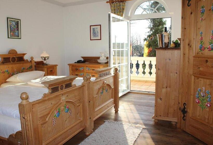 스탠다드 룸, Spanischer Hof