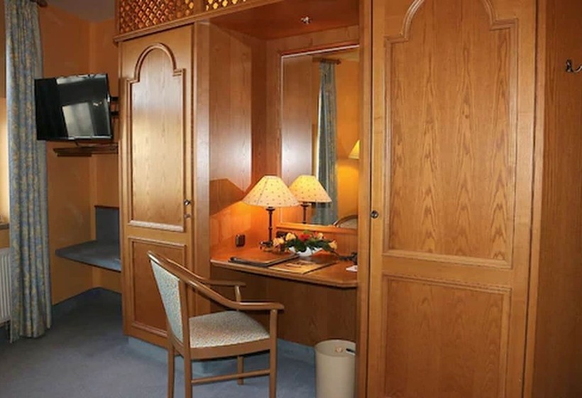 스탠다드 룸, Spanischer Hof