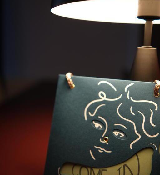 스탠다드 룸, Das Lola