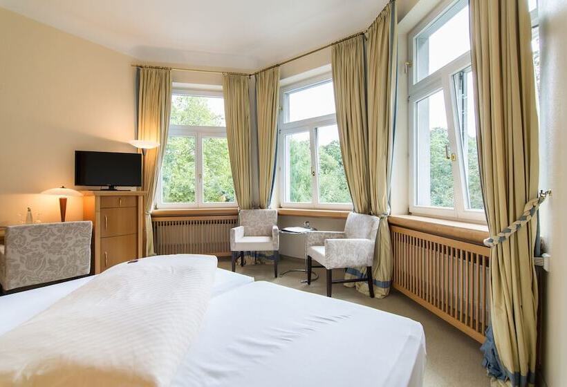 스탠다드 룸, Das Lola