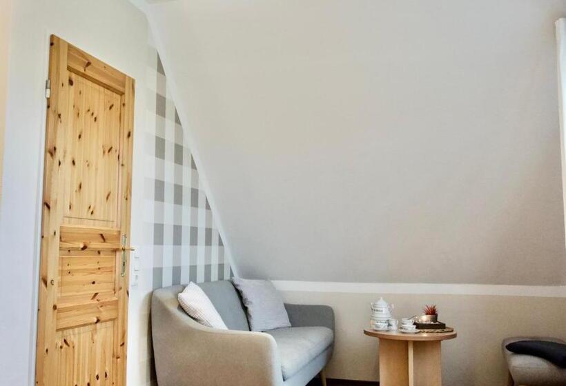 Номер Стандарт с Балконом, Landhotel Bauernstuben