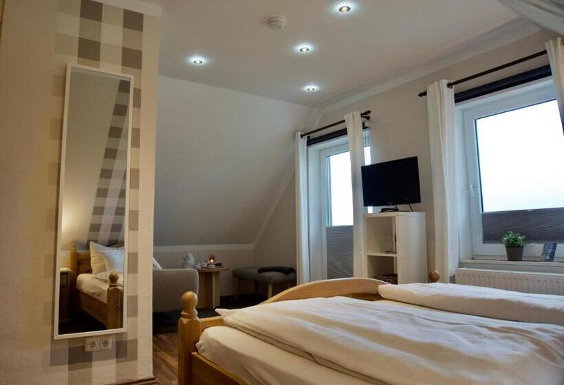 Номер Стандарт с Балконом, Landhotel Bauernstuben