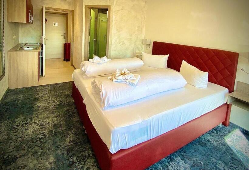 コンフォートルーム, Meister Bär Hotel Wettiner Hof