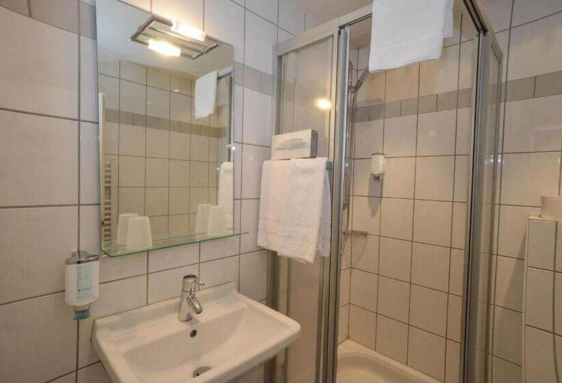 标准间, Nierswalder Landhaus