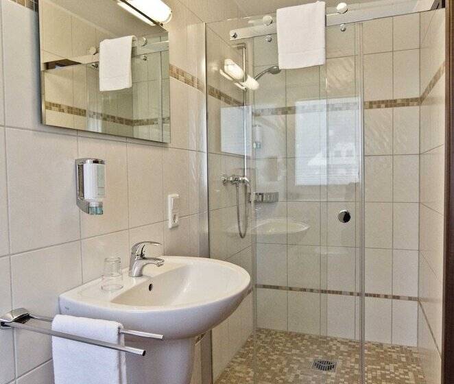 舒适型单人间, Nierswalder Landhaus