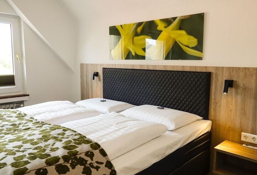 标准间, Nierswalder Landhaus