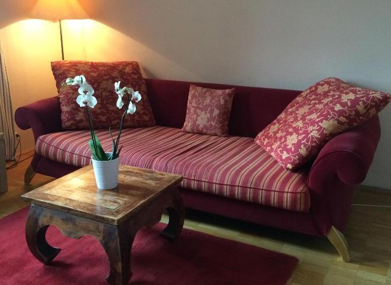 带景观的三人标准房间, Gästehaus Hochmann Stadecken