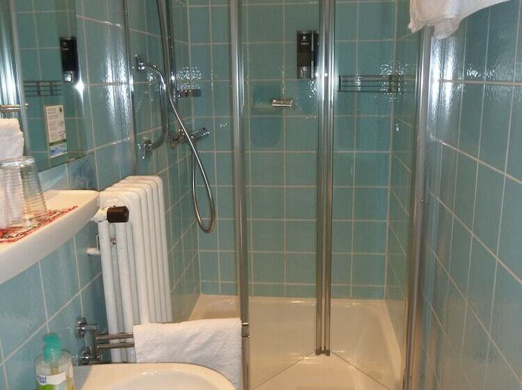 기본룸, Schwarzwaldhotel Garni Wolfach
