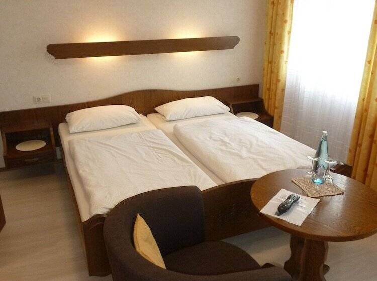 기본룸, Schwarzwaldhotel Garni Wolfach
