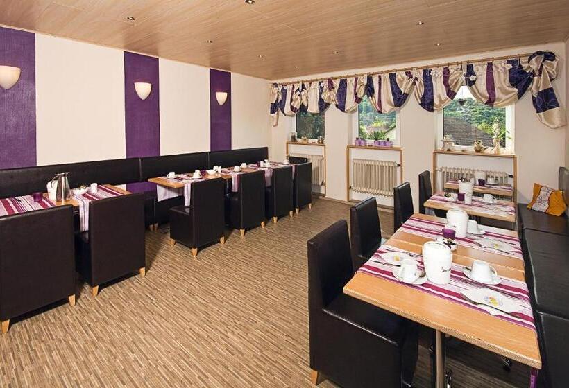 غرفة قياسية, Burgblick