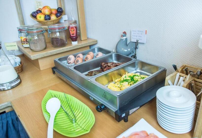 غرفة إقتصادية, Burgblick