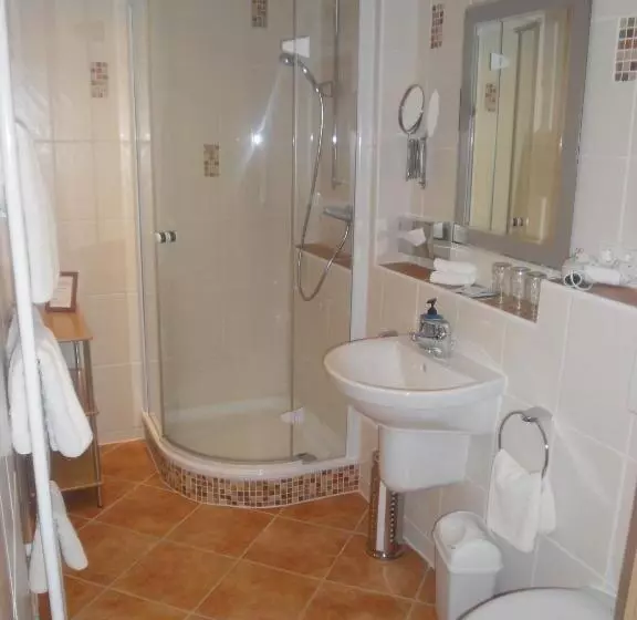 Standard Triple Room, Burgblick